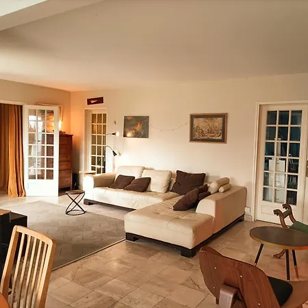 Maison Confortable Espace Mayenne *